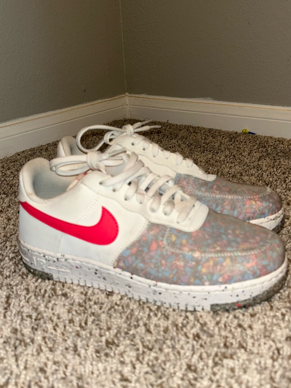 Nike Air Force 1 Crater “Siren Red”
Women’s Size 9